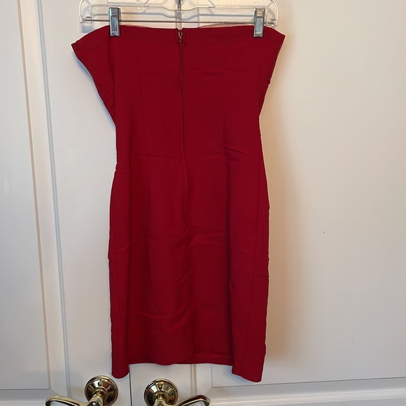 Red strapless bodycon dress - Picture 2 of 3